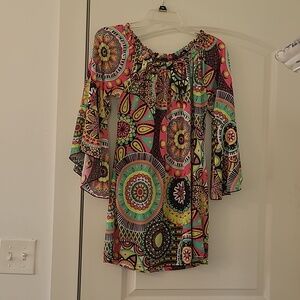 WinWin Tie Sleeve Tunic with Pastel Hues